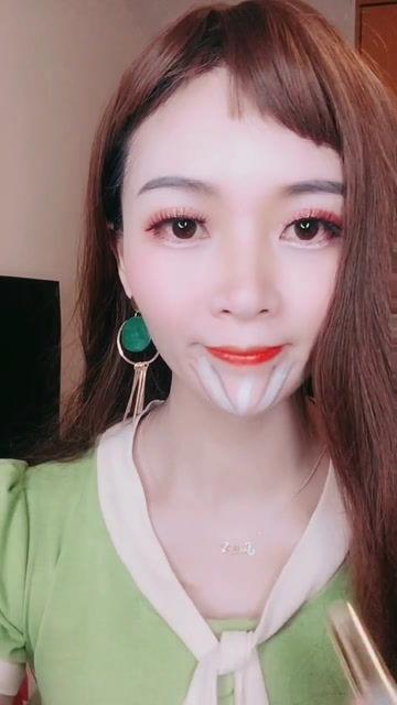 尖下巴网红
